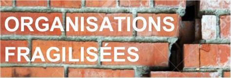 Organisations fragilisées par les coupes dans le financement public de l'éducation